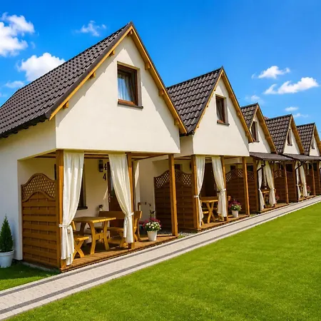 Homes For 5 People Near The Sea Дзивновек